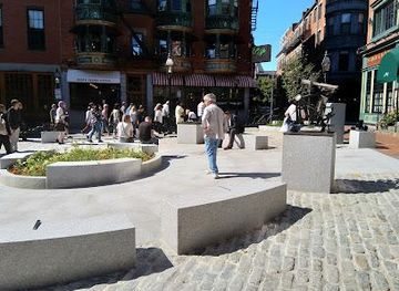 iowa/newton/attraction/north-square-stories