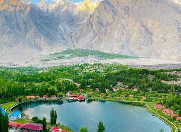 pakistan/skardu/attraction/kachura-eagle-view-point