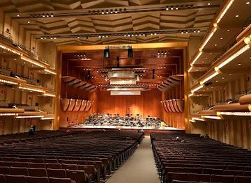 new-jersey/great-swamp-national-wildlife-refuge/attraction/david-geffen-hall