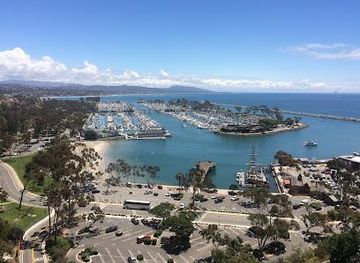 california/costa-mesa/attraction/dana-point-harbor