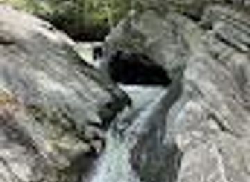 vermont/bennington/attraction/hamilton-falls