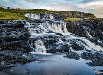 united-kingdom/giant's-causeway/attraction/dunseverick-falls