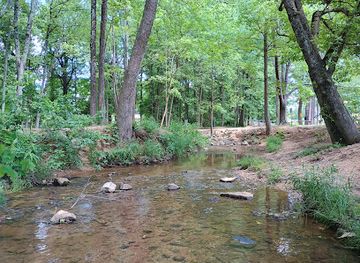 south-carolina/caesars-head-state-park/attraction/century-park