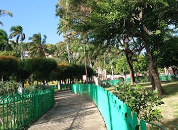 haiti/labadee/attraction/place-carenage