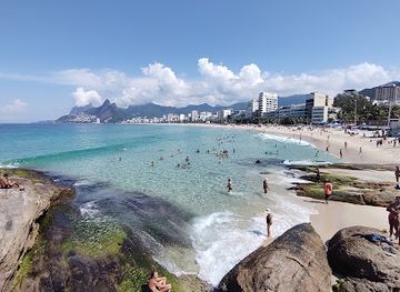 brazil/rio-de-janeiro/leblon/attraction/pedra-do-arpoador