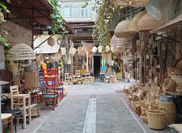 Athonos Square