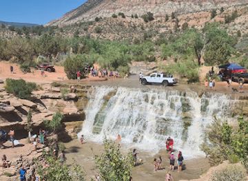 utah/mt-carmel/attraction/toquerville-falls