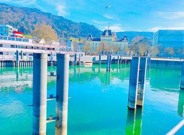 austria/bregenz/attraction/small-seawall-at-the-harbor