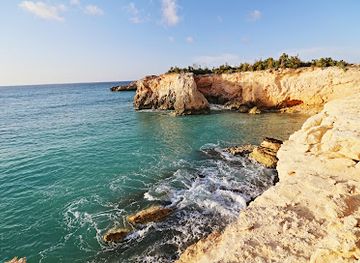 anguilla/blowing-point-village/attraction/blolly-ham-bay