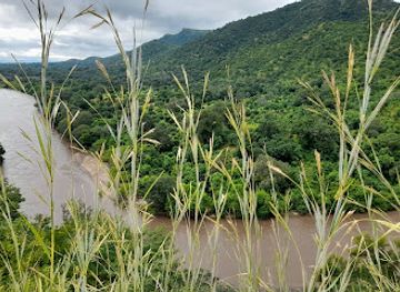 zimbabwe/mashonaland-west/attraction/kavinga-safaris