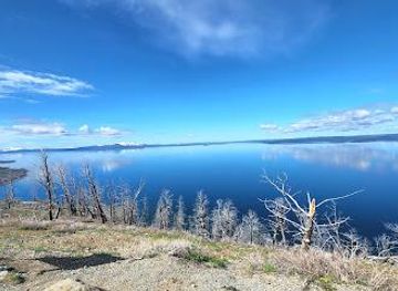 montana/yellowstone-national-park/attraction/lake-butte-overlook