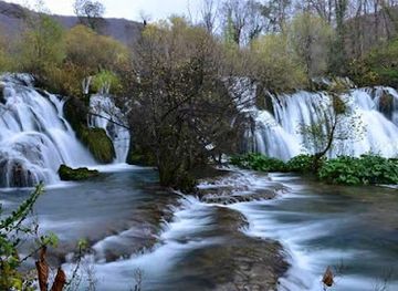 bosnia-and-herzegovina/una-sana-canton/attraction/ostrozac-castle