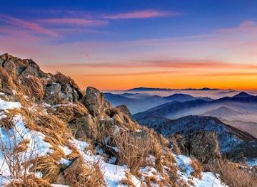 south-korea/yeongseo-region/attraction/deogyusan-national-park