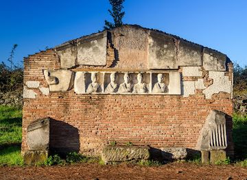 italy/via-francigena/attraction/tomb-of-hilarus-fuscus