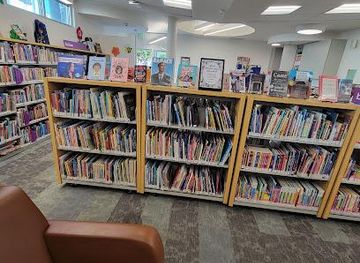 california/santa-catalina-island/attraction/avalon-library