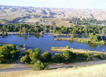 california/bakersfield/attraction/hart-memorial-park