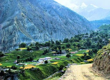 pakistan/hunza-valley/attraction/chiporsun