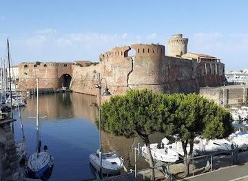 italy/pisa/attraction/fortezza-vecchia