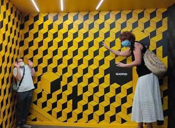 spain/madrid/attraction/museum-of-illusions-madrid