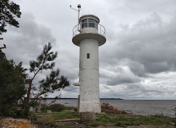 estonia/laane-viru-county/attraction/vergi-sadam