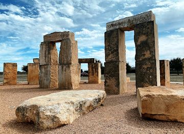 texas/permian-basin/attraction/stonehenge-replica