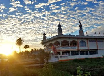 guyana/mahaica-berbice/attraction/d-edward-vighneshwar-mandir