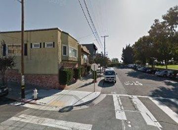 california/berkeley/attraction/vermont-st-the-real-crookedest-street-in-the-world