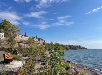 minnesota/lake-superior-s-north-shore/attraction/lakewalk