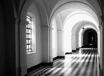 argentina/buenos-aires/attraction/convento-santo-domingo-basilica-nuestra-senora-del-rosario-de-la-defensa-y-reconquista-de-buenos-aires