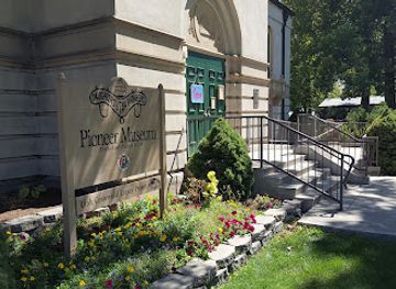 utah/provo/downtown-provo/attraction/provo-daughters-of-utah-pioneers-museum