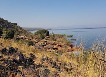 zambia/lake-tanganyika/attraction/luke-s-beach