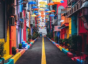 malaysia/kuala-lumpur/brickfields/attraction/brickfields-colorful-backlane