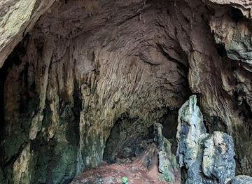 greece/heraklion/attraction/skotino-cave