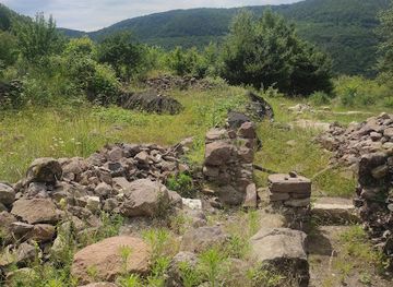 hungary/zemplen-mountains/attraction/palos-kolostorrom