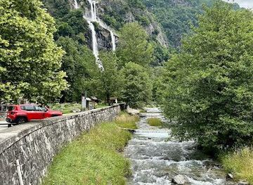switzerland/st-moritz/attraction/cascate-dell-acquafraggia