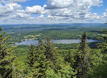 vermont/stowe/attraction/elmore-state-park