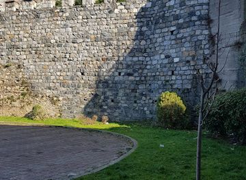 turkiye/uludag/attraction/balabanbey-kalesi