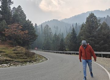 india/gulmarg/attraction/gulmarg-and-dhoodpathri-and-keran-valley