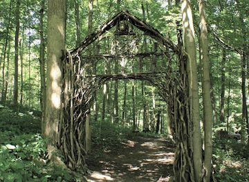 ohio/amish-country/attraction/holmes-county-open-air-art-museum