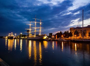 finland/turku/attraction/suomen-joutsen