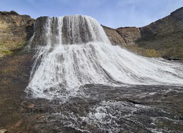 iceland/borgarfjörður/attraction/hvitserkur-waterfall