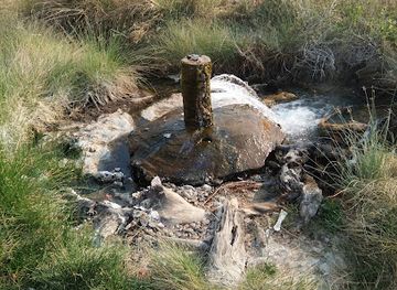 zambia/chipata/attraction/chichele-hot-spring-salt-pan