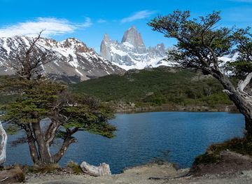 argentina/cerro-fitz-roy/attraction/laguna-capri