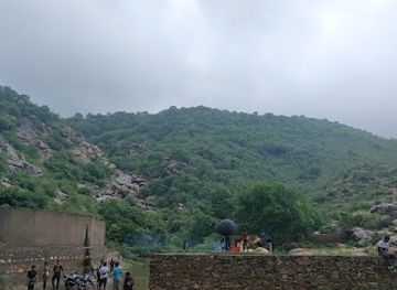 india/pushkar/attraction/majaraja-waterfall-pushkar