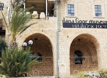 israel/jaffa/attraction/the-smiling-whale