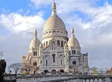 france/versailles/attraction/square-louise-michel