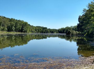 illinois/chain-o-lakes-state-park/attraction/spring-lake-state-fish-and-wildlife-area