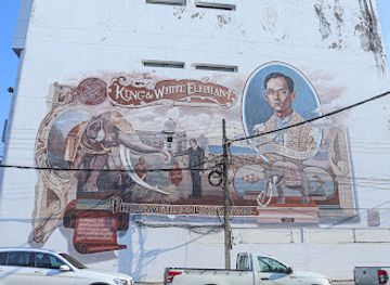 thailand/krabi-province/attraction/krabi-street-art-phra-sawet-king-rama-ix-s-elephant