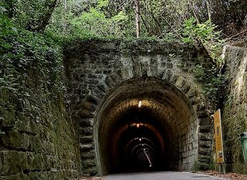 slovenia/portoroz/attraction/tunnel-de-la-parenzana