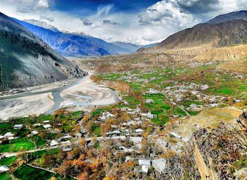 pakistan/chitral/attraction/chumurkone-tek-chitral-pakistan